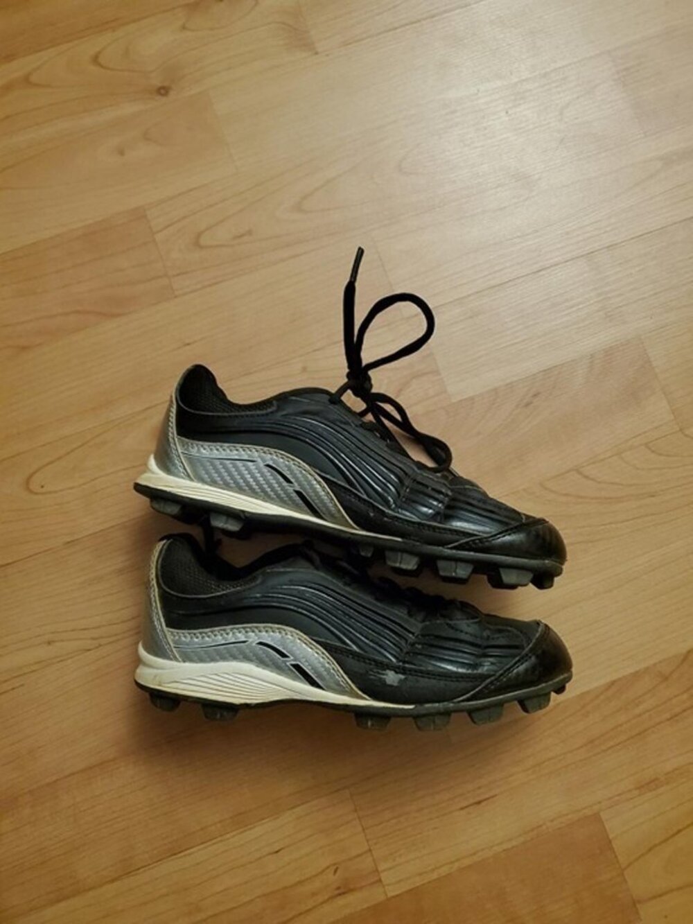 Classic Sport Youth Baseball Softball Cleats / Shoes Size 3
